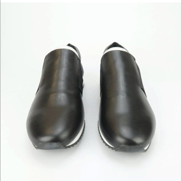Bella Vita Ezra Slip On Leather Loafer Shoes - Picture 3 of 6